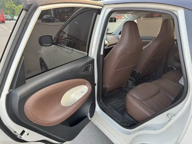 Wuling Bingo — Фото автомобиля 10