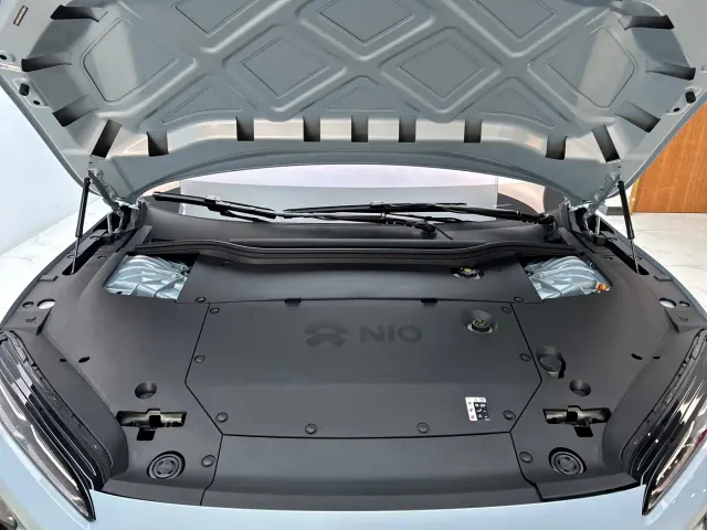 Nio ET5 — Фото автомобиля 24