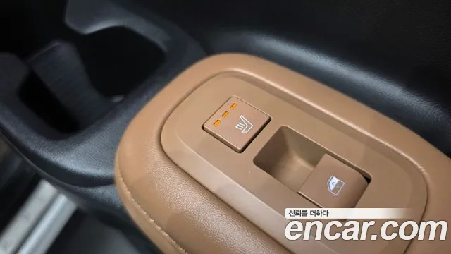 Hyundai Santa Fe MX5 — Фото автомобиля 25