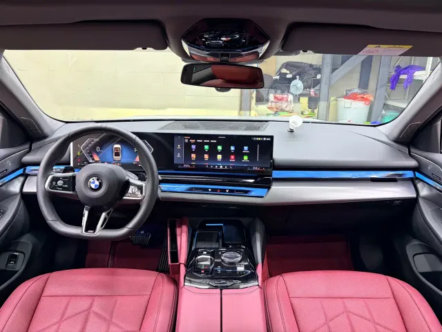 BMW 5 Series — Фото автомобиля 8