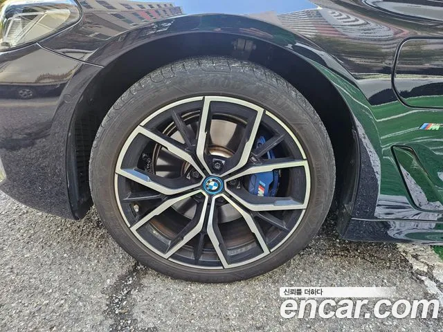 BMW 5 Series G30 — Фото автомобиля 5