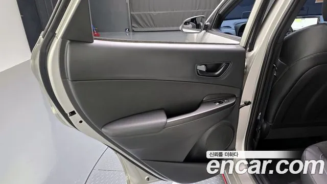Hyundai Kona Новый Kona Бензин 2.0 2WD — Фото автомобиля 22