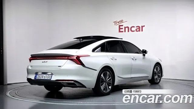 Kia K8 Hybrid — Фото автомобиля 2