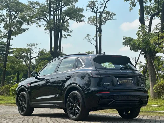 Hongqi HS5 — Фото автомобиля 4