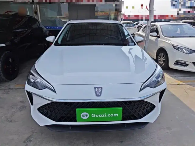Roewe i5 — Фото автомобиля 2