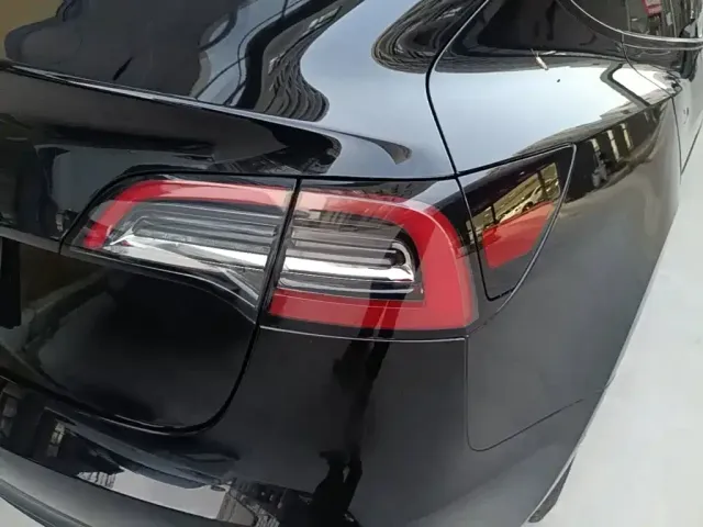 Tesla Model 3 2022 Model Rear-Wheel Drive Version — Фото автомобиля 7