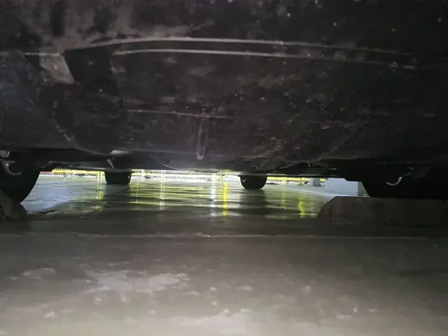 Tesla Model 3 — Фото автомобиля 11