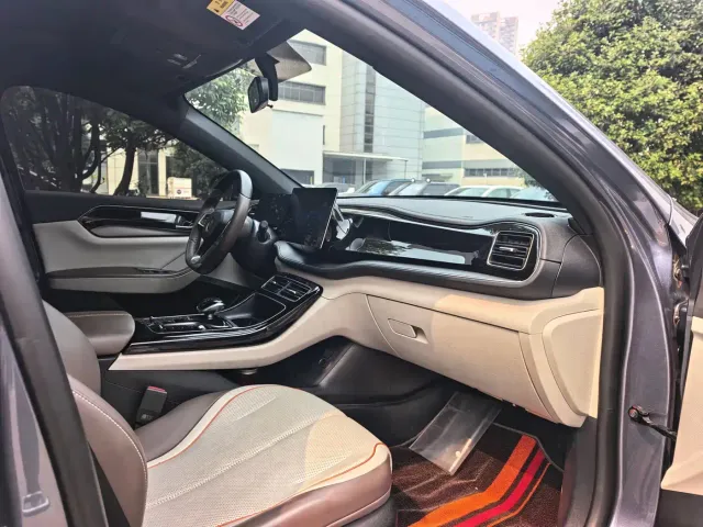 BYD Qin PLUS — Фото автомобиля 8