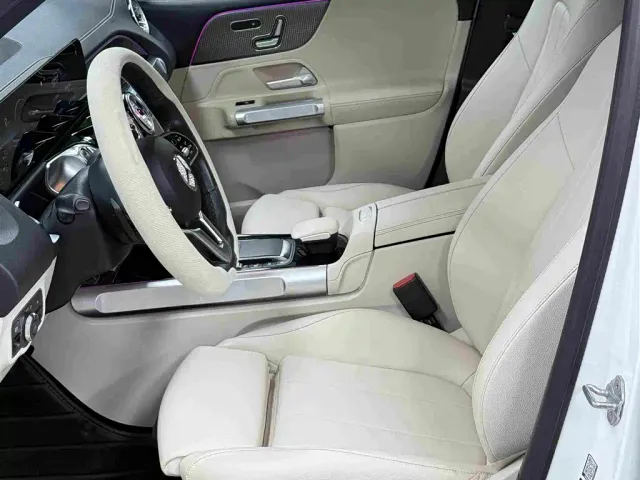Mercedes-Benz EQB — Фото автомобиля 15