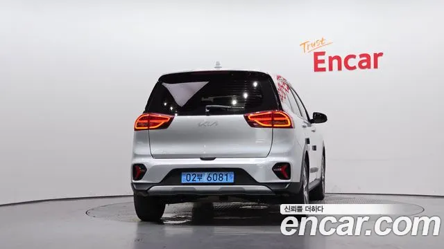 Kia Niro Niro Plus Air — Фото автомобиля 4
