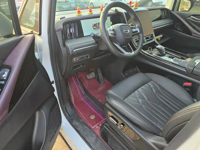 GAC Trumpchi M8 — Фото автомобиля 13