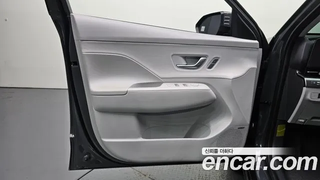 Hyundai Kona SX2 — Фото автомобиля 13