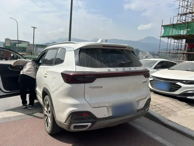 Chery Tiggo 8 — Фото автомобиля 5