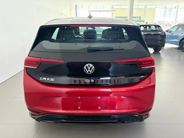 Volkswagen ID.3 — Фото автомобиля 6