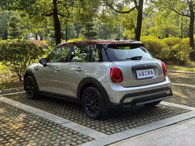 MINI Hatch — Фото автомобиля 14