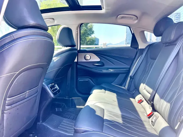 Chery Arrizo 8 — Фото автомобиля 10