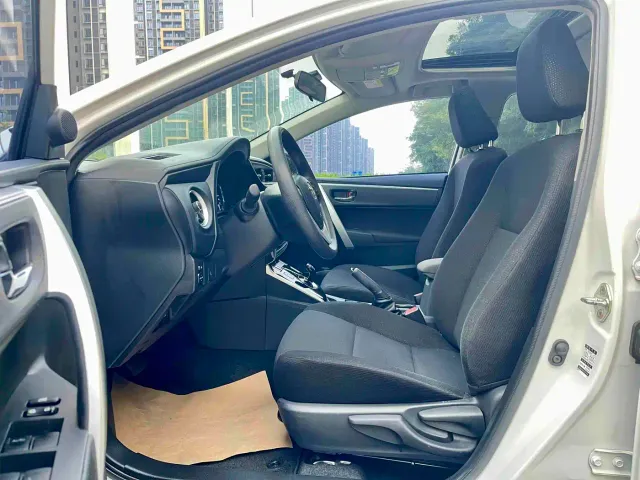 Toyota Corolla Twin Engine E+ — Фото автомобиля 10