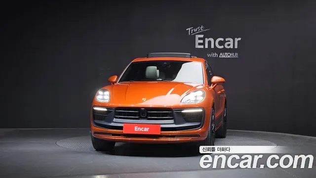 Porsche Macan — Фото автомобиля 3