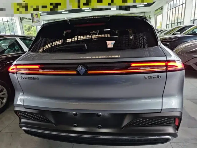 Baojun Yunhai — Фото автомобиля 5