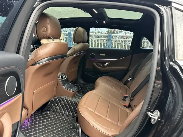 Mercedes-Benz Mercedes-Benz E-Class New Energy 2022 Facelift E 350 e L Plug-in Hybrid Sport Sedan — Фото автомобиля 14