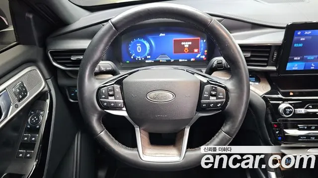 Ford Explorer Generation 6 — Фото автомобиля 18