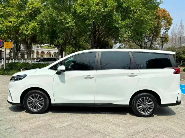 Maxus G50 — Фото автомобиля 4