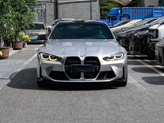 BMW M4 — Фото автомобиля 2