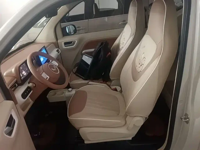 Wuling Hongguang Mini EV — Фото автомобиля 14