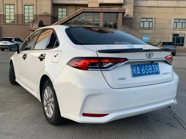 Toyota Corolla — Фото автомобиля 4