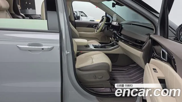 Kia Carnival 4th Gen — Фото автомобиля 12
