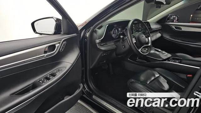Hyundai Grandeur Exclusive — Фото автомобиля 11