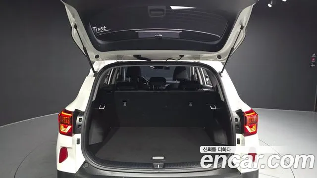 Kia Seltos Seltos Бензин 1.6 турбо 2WD — Фото автомобиля 20
