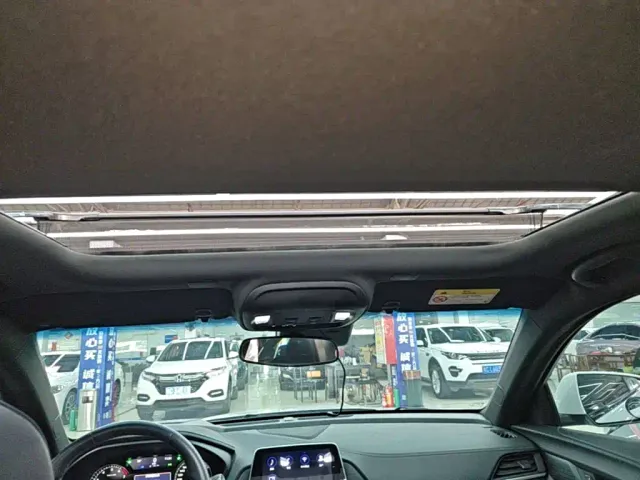Cadillac CT4 — Фото автомобиля 17