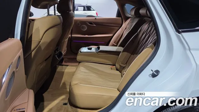 Genesis G80 Бензин 2.5 турбо AWD — Фото автомобиля 10