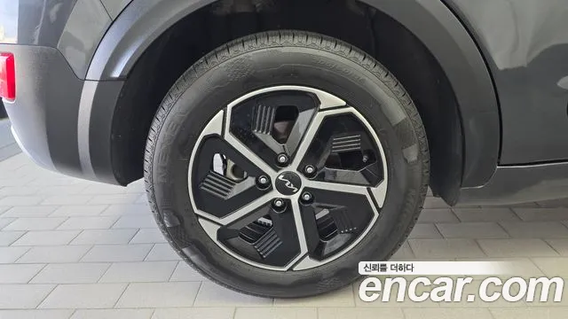 Kia Niro The All New Niro — Фото автомобиля 5
