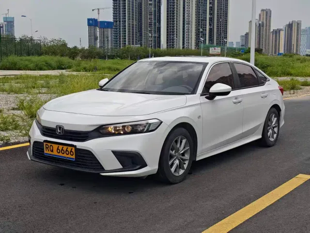 Honda Civic — Фото автомобиля 3