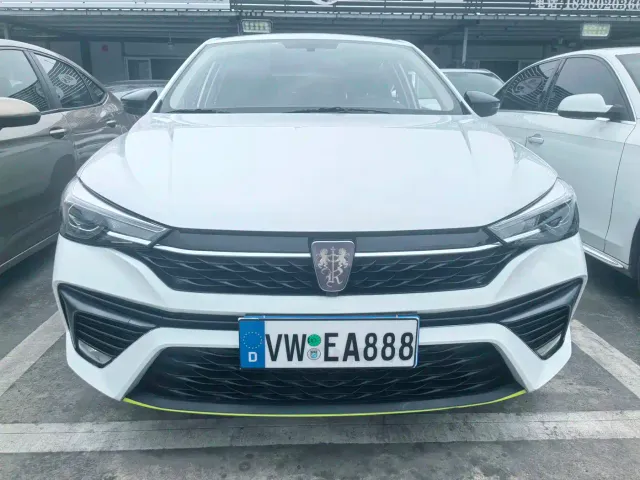 Roewe i5 — Фото автомобиля 2