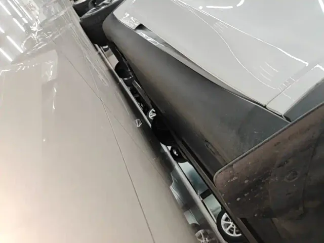 Tesla Model Y — Фото автомобиля 20
