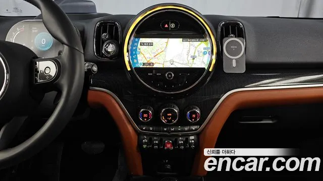 Mini Countryman — Фото автомобиля 12