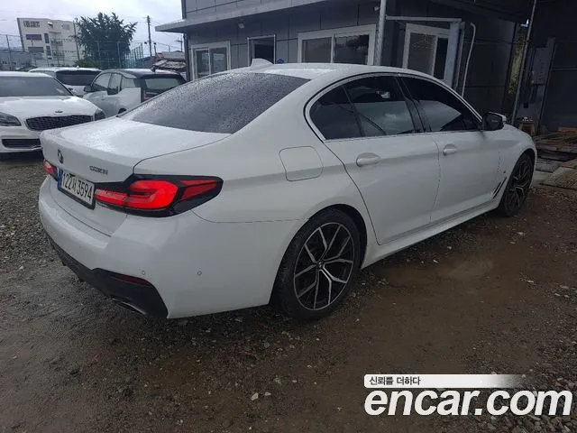 BMW 5-Series 5 серия (G30) 530i xDrive M Sport — Фото автомобиля 8