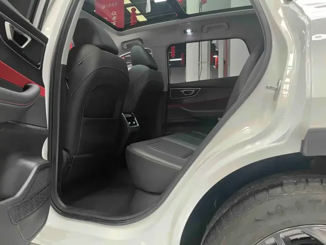 Chery Tiggo 7 — Фото автомобиля 10