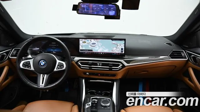 BMW i4 — Фото автомобиля 7