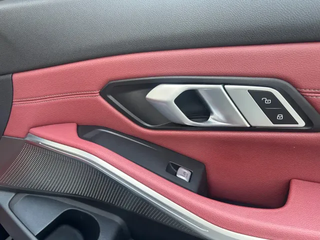 BMW 3 Series — Фото автомобиля 11