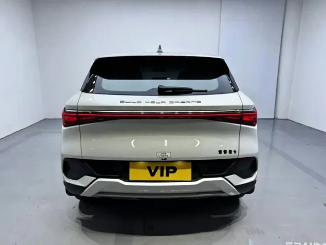 BYD Yuan PLUS — Фото автомобиля 5
