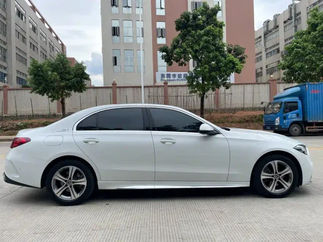Mercedes-Benz C-Class — Фото автомобиля 12