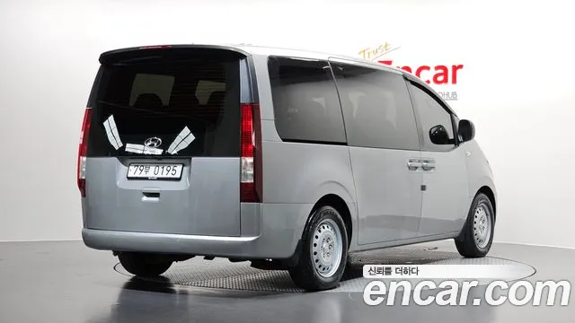 Hyundai Staria — Фото автомобиля 2