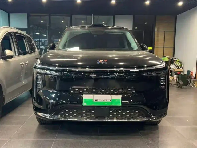 IM Motors LS9 — Фото автомобиля 2