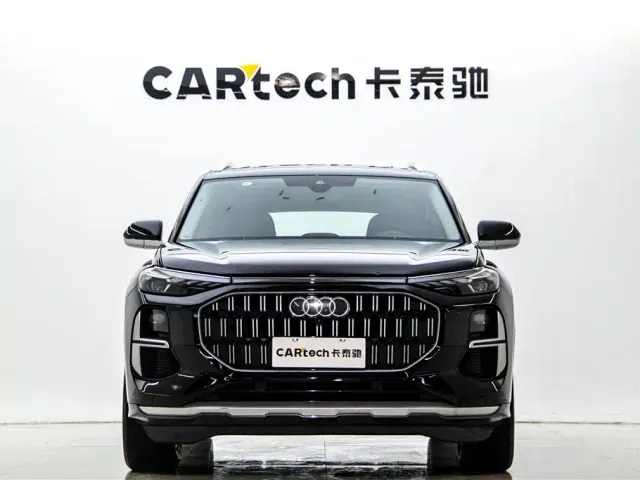 Audi Q6 — Фото автомобиля 3
