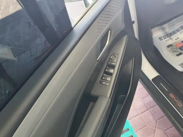 BYD Qin PLUS — Фото автомобиля 7