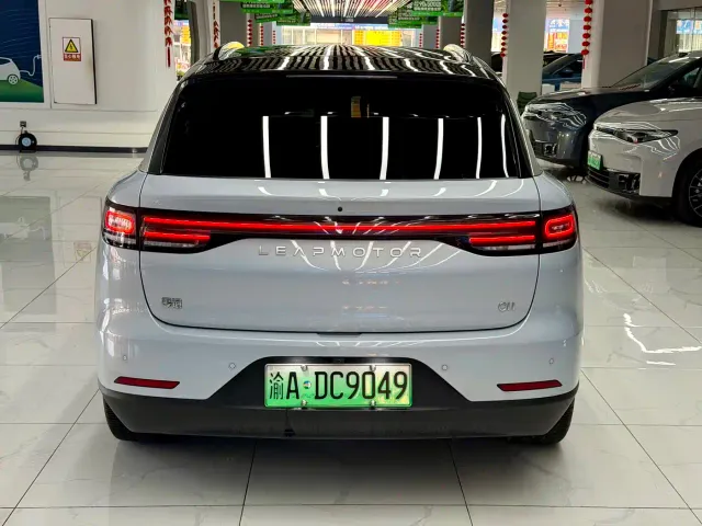 Leapmotor C11 — Фото автомобиля 15